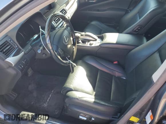 ✅ 2017 Lexus LS 460 • VIN: JTHCL5EF1H5028370 • Lot: 92224245. Listed on Copart with 158,631 mi. Free auction sales archive from the USA and detailed vehicle history report at DreamBid. Image 7.