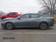 ✅ 2023 Nissan Altima SV • VIN: 1N4BL4DV9PN337637 • Lot: 43676892. Wystawiony na IAAI z przebiegiem 50 585 mil. Bezpłatny archiwum sprzedaży aukcyjnych z USA i szczegółowy raport historii pojazdu na DreamBid. Zdjęcie 14.