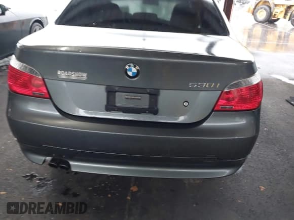 ✅ 2007 BMW 5 Series 530i • VIN: WBANE73567CM52676 • Lot: 43287031. Wystawiony na IAAI z przebiegiem 207 202 mil. Bezpłatny archiwum sprzedaży aukcyjnych z USA i szczegółowy raport historii pojazdu na DreamBid. Zdjęcie 16.