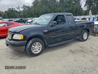✅ 2002 Ford F-150 XL • VIN: 1FTRX17252NB05428 • Lot: 96001825. Listed on Copart with 52,949 mi. Free auction sales archive from the USA and detailed vehicle history report at DreamBid. Image 1.