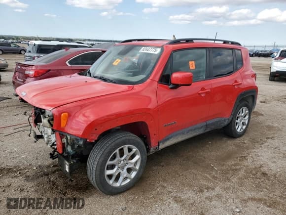 ✅ 2018 Jeep Renegade Latitude • VIN: ZACCJBBB8JPH69779 • Lot: 82447775. Wystawiony na Copart z przebiegiem 186 364 mil. Bezpłatny archiwum sprzedaży aukcyjnych z USA i szczegółowy raport historii pojazdu na DreamBid. Zdjęcie 1.