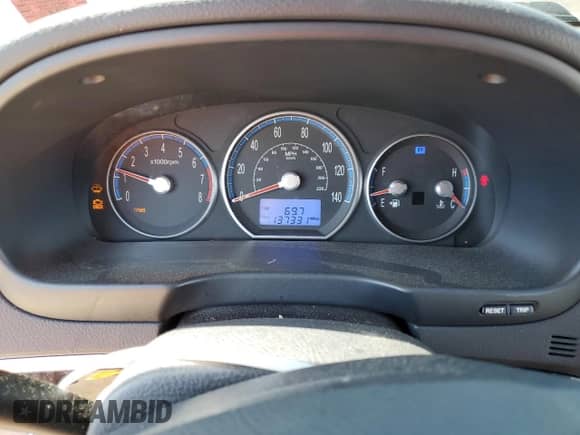 2009 Hyundai Santa Fe GLS с VIN 5NMSG13D69H260103, выставлен на аукционе Copart как лот 71262784 с пробегом 137 331 миль миль и Чистый • Clean title. История ставок и продаж доступна на DreamBid. Изображение 9.