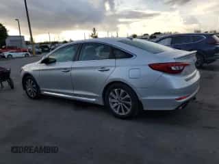 2015 Hyundai Sonata Sport с VIN 5NPE34AF0FH245464, выставлен на аукционе Copart как лот 90229915 с пробегом 152 471 миль миль и Списание • Salvage title. История ставок и продаж доступна на DreamBid. Изображение 2.