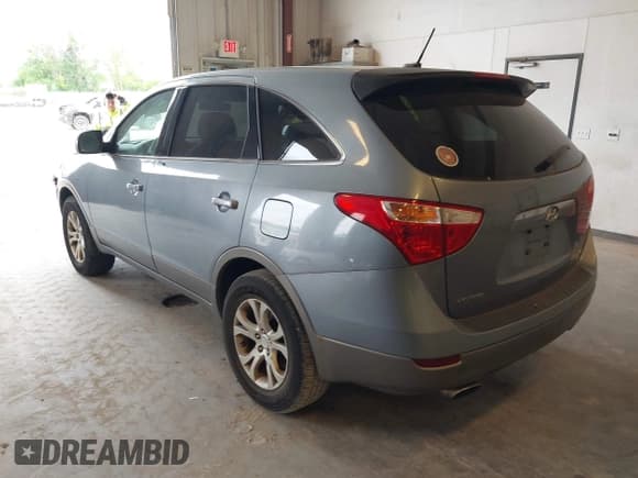 ✅ 2008 Hyundai Veracruz GLS • VIN: KM8NU13C18U061623 • Lot: 42347182. Listed on IAAI with 256,494 mi. Free auction sales archive from the USA and detailed vehicle history report at DreamBid. Image 3.