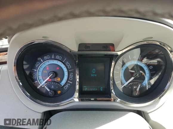 ✅ 2010 Buick LaCrosse CX • VIN: 1G4GB5EG3AF287632 • Lot: 71465625. Wystawiony na Copart z przebiegiem 91 804 mil. Bezpłatny archiwum sprzedaży aukcyjnych z USA i szczegółowy raport historii pojazdu na DreamBid. Zdjęcie 9.