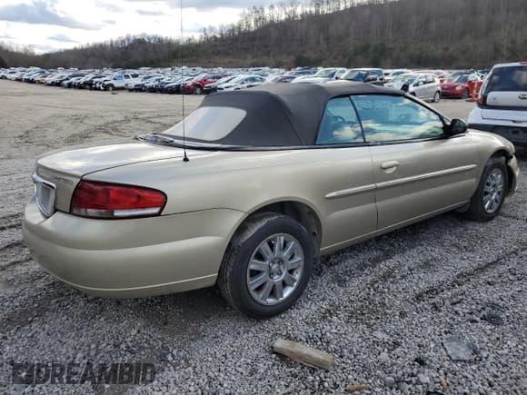 ✅ 2005 Chrysler Sebring Limited • VIN: 1C3EL65R55N633809 • Lot: 85721254. Listed on Copart with Not provided. Free auction sales archive from the USA and detailed vehicle history report at DreamBid. Image 3.
