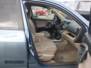 ✅ 2008 Toyota RAV4 • VIN: JTMZD33V786055929 • Lot: 43704721. Listed on IAAI with 210,943 mi. Free auction sales archive from the USA and detailed vehicle history report at DreamBid. Image 5.