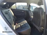 ✅ 2020 Chevrolet Equinox Premier • VIN: 2GNAXNEV4L6136250 • Lot: 84216555. Wystawiony na Copart z przebiegiem 95 757 mil. Bezpłatny archiwum sprzedaży aukcyjnych z USA i szczegółowy raport historii pojazdu na DreamBid. Zdjęcie 11.