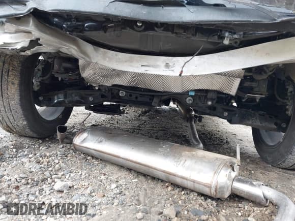 ✅ 2024 Toyota RAV4 XLE Premium • VIN: 2T3C1RFV7RW317400 • Lot: 43571076. Wystawiony na IAAI z przebiegiem 20 215 mil. Bezpłatny archiwum sprzedaży aukcyjnych z USA i szczegółowy raport historii pojazdu na DreamBid. Zdjęcie 20.