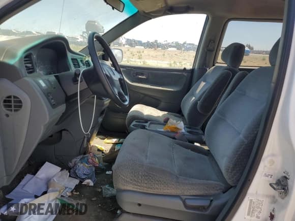 ✅ 2000 Honda Odyssey LX • VIN: 2HKRL1857YH501700 • Lot: 68108485. Listed on Copart with Not provided. Free auction sales archive from the USA and detailed vehicle history report at DreamBid. Image 7.