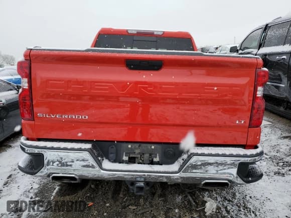 ✅ 2019 Chevrolet Silverado 1500 LT • VIN: 3GCUYDED7KG201065 • Lot: 69951342. Wystawiony na Copart z przebiegiem 14 433 mil. Bezpłatny archiwum sprzedaży aukcyjnych z USA i szczegółowy raport historii pojazdu na DreamBid. Zdjęcie 6.