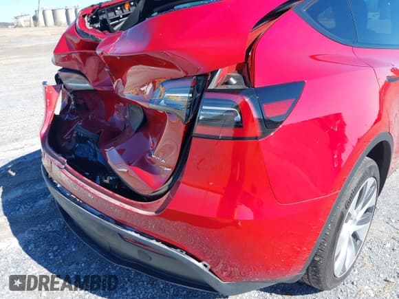 ✅ 2023 Tesla Model Y Long Range • VIN: 7SAYGDEE7PA102918 • Lot: 43596038. Listed on IAAI with 13,681 mi. Free auction sales archive from the USA and detailed vehicle history report at DreamBid. Image 22.