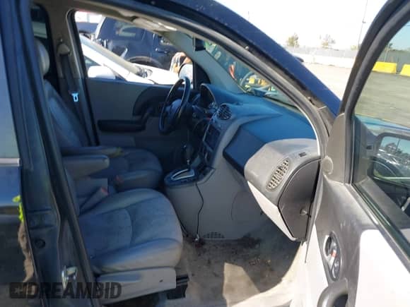 2005 Saturn VUE with VIN 5GZCZ53445S806996, listed as a IAAI auction lot 43576824 with 306,042 mi miles and . Bid and sale history available at DreamBid. Image 5.