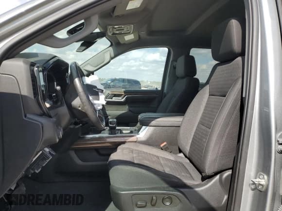 ✅ 2023 Chevrolet Silverado 1500 RST • VIN: 2GCUDEED9P1130064 • Лот: 89519675. Опубликован ранее на Copart с пробегом 26 700 миль. Бесплатный доступ к архиву аукционных продаж из США и подробный отчёт об истории автомобиля на DreamBid. Изображение 7.