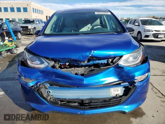 ✅ 2018 Chevrolet Bolt EV LT • VIN: 1G1FW6S02J4115260 • Lot: 86626904. Wystawiony na Copart z przebiegiem 45 045 mil. Bezpłatny archiwum sprzedaży aukcyjnych z USA i szczegółowy raport historii pojazdu na DreamBid. Zdjęcie 5.