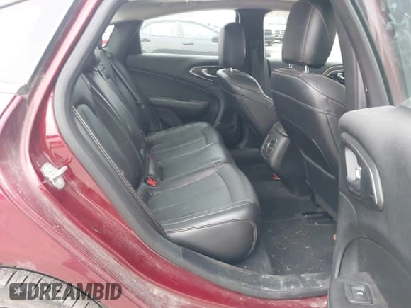 ✅ 2015 Chrysler 200 C • VIN: 1C3CCCEG9FN589559 • Lot: 43735391. Listed on IAAI with 105,909 mi. Free auction sales archive from the USA and detailed vehicle history report at DreamBid. Image 8.