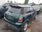 ✅ 2009 MINI Hardtop S • VIN: WMWMF73539TW81280 • Lot: 43482532. Wystawiony na IAAI z przebiegiem 131 448 mil. Bezpłatny archiwum sprzedaży aukcyjnych z USA i szczegółowy raport historii pojazdu na DreamBid. Zdjęcie 4.