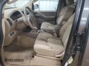 ✅ 2005 Nissan Frontier Nismo • VIN: 1N6AD06U05C431637 • Lot: 48164935. Wystawiony na Copart z przebiegiem 197 470 mil. Bezpłatny archiwum sprzedaży aukcyjnych z USA i szczegółowy raport historii pojazdu na DreamBid. Zdjęcie 7.