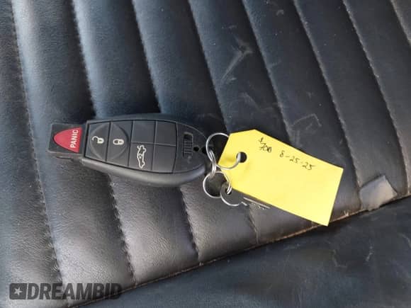 2014 Dodge Challenger SXT z VIN 2C3CDYAG3EH143382, wystawiony jako IAAI lot #43081160 z przebiegiem 35 011 mil mil oraz . Historia ofert i sprzedaży dostępna na DreamBid. Obrazek 11.