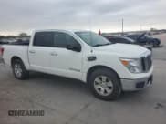 ✅ 2017 Nissan Titan SV • VIN: 1N6AA1EK9HN543716 • Лот: 69674104. Опубликован ранее на Copart с пробегом 123 145 миль. Бесплатный доступ к архиву аукционных продаж из США и подробный отчёт об истории автомобиля на DreamBid. Изображение 4.