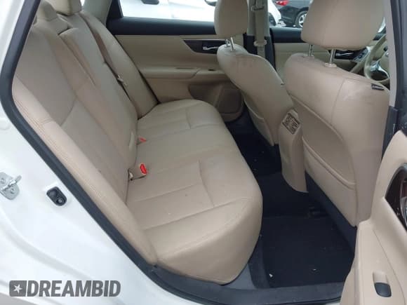 ✅ 2015 Nissan Altima SL • VIN: 1N4BL3AP1FC448807 • Lot: 42351574. Listed on IAAI with 110,354 mi. Free auction sales archive from the USA and detailed vehicle history report at DreamBid. Image 8.