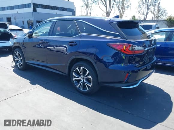 ✅ 2018 Lexus RX 350L Premium • VIN: JTJGZKCA6J2008031 • Lot: 43138215. Wystawiony na IAAI z przebiegiem 63 136 mil. Bezpłatny archiwum sprzedaży aukcyjnych z USA i szczegółowy raport historii pojazdu na DreamBid. Zdjęcie 3.
