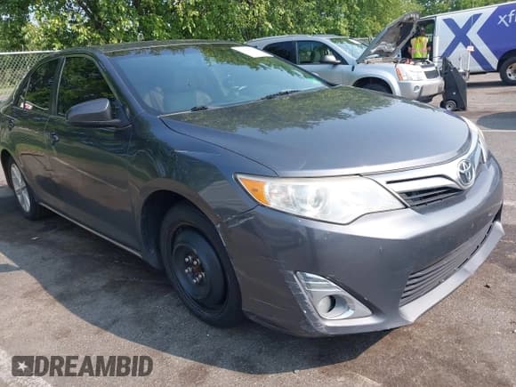 ✅ 2013 Toyota Camry LE • VIN: 4T4BF1FK6DR320588 • Lot: 42890811. Listed on IAAI with 160,953 mi. Free auction sales archive from the USA and detailed vehicle history report at DreamBid. Image 1.