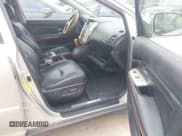 ✅ 2007 Lexus RX 350 • VIN: JTJGK31U270006689 • Lot: 41638323. Wystawiony na IAAI z przebiegiem 210 381 mil. Bezpłatny archiwum sprzedaży aukcyjnych z USA i szczegółowy raport historii pojazdu na DreamBid. Zdjęcie 5.