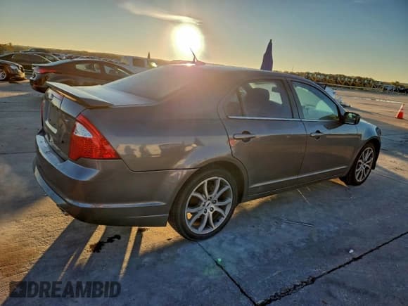 ✅ 2012 Ford Fusion SE • VIN: 3FAHP0HA5CR107230 • Lot: 93845425. Listed on Copart with 154,069 mi. Free auction sales archive from the USA and detailed vehicle history report at DreamBid. Image 3.