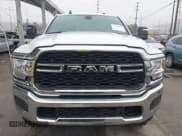 ✅ 2023 Ram 2500 Tradesman • VIN: 3C6UR5CJ6PG519561 • Лот: 43544964. Опубликован ранее на IAAI с пробегом 23 624 миль. Бесплатный доступ к архиву аукционных продаж из США и подробный отчёт об истории автомобиля на DreamBid. Изображение 12.