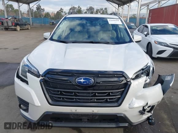 ✅ 2023 Subaru Forester Premium • VIN: JF2SKAEC9PH460007 • Lot: 43690428. Listed on IAAI with 40,598 mi. Free auction sales archive from the USA and detailed vehicle history report at DreamBid. Image 12.