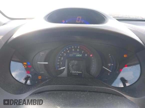 ✅ 2013 Honda Insight LX • VIN: JHMZE2H58DS001247 • Lot: 43801615. Listed on IAAI with 113,454 mi. Free auction sales archive from the USA and detailed vehicle history report at DreamBid. Image 7.