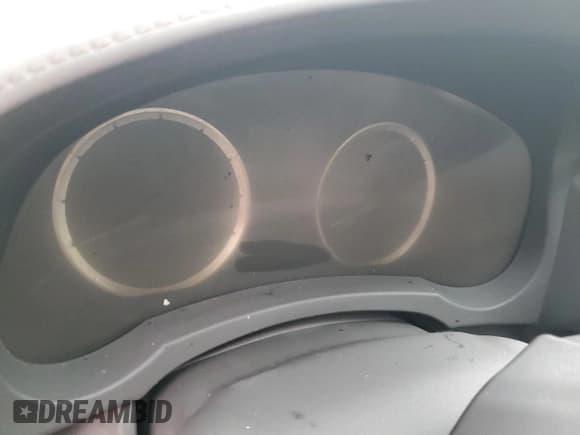 ✅ 2014 Lexus IS 350 • VIN: JTHBE1D26E5002596 • Lot: 86285645. Wystawiony na Copart z przebiegiem 60 092 mil. Bezpłatny archiwum sprzedaży aukcyjnych z USA i szczegółowy raport historii pojazdu na DreamBid. Zdjęcie 9.