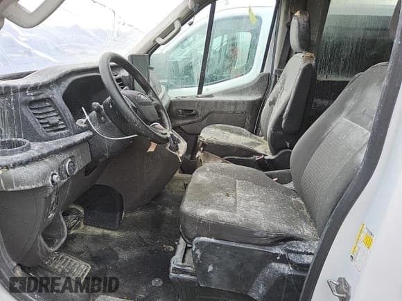 ✅ 2024 Ford Transit Passenger XL • VIN: 1FBAX2C84RKA73164 • Lot: 52085425. Wystawiony na Copart z przebiegiem 8 382 mil. Bezpłatny archiwum sprzedaży aukcyjnych z USA i szczegółowy raport historii pojazdu na DreamBid. Zdjęcie 7.