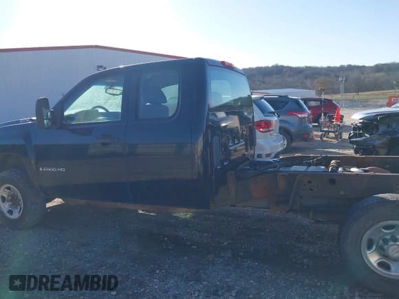 ✅ 2009 Chevrolet Silverado 2500HD • VIN: 1GBHC49K39E158939 • Лот: 41775789. Опубликован ранее на IAAI с пробегом 221 899 миль. Бесплатный доступ к архиву аукционных продаж из США и подробный отчёт об истории автомобиля на DreamBid. Изображение 15.