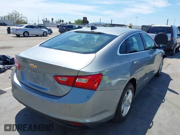 2024 Chevrolet Malibu LS with VIN 1G1ZB5ST2RF183135, listed as a IAAI auction lot 43099315 with 29,529 mi miles and . Bid and sale history available at DreamBid. Image 4.