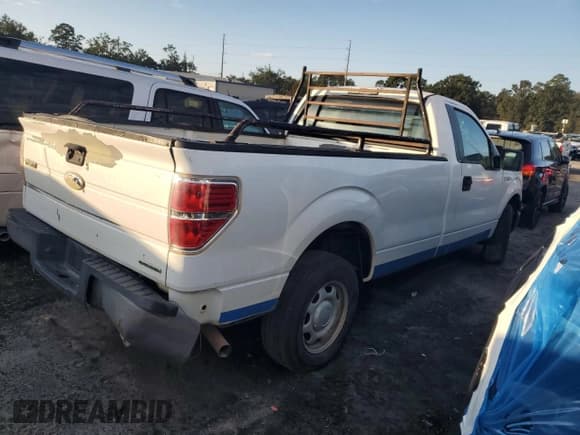 ✅ 2012 Ford F-150 XL • VIN: 1FTMF1CMXCKD69591 • Лот: 69989135. Опубликован ранее на Copart с пробегом 222 273 миль. Бесплатный доступ к архиву аукционных продаж из США и подробный отчёт об истории автомобиля на DreamBid. Изображение 3.