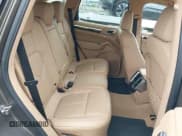 ✅ 2011 Porsche Cayenne S • VIN: WP1AB2A27BLA44202 • Lot: 43416187. Wystawiony na IAAI z przebiegiem 148 012 mil. Bezpłatny archiwum sprzedaży aukcyjnych z USA i szczegółowy raport historii pojazdu na DreamBid. Zdjęcie 8.