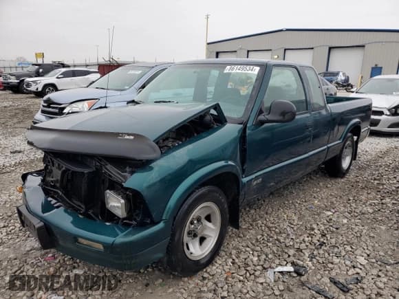 ✅ 1997 Chevrolet S-10 LS • VIN: 1GCCS19X6VK247600 • Лот: 86149534. Опубликован ранее на Copart с пробегом 157 668 миль. Бесплатный доступ к архиву аукционных продаж из США и подробный отчёт об истории автомобиля на DreamBid. Изображение 1.