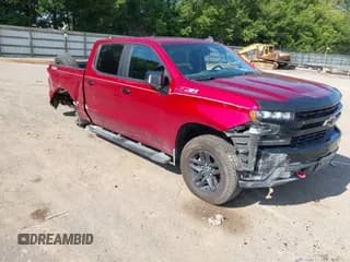 ✅ 2021 Chevrolet Silverado 1500 LT Trail Boss • VIN: 1GCPYFED9MZ173412 • Lot: 42792620. Wystawiony na IAAI z przebiegiem 111 529 mil. Bezpłatny archiwum sprzedaży aukcyjnych z USA i szczegółowy raport historii pojazdu na DreamBid. Zdjęcie 1.