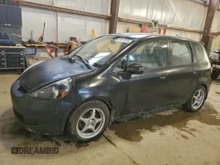 ✅ 2007 Honda Fit • VIN: JHMGD38407S801570 • Лот: 94377815. Опубликован ранее на Copart с пробегом 156 454 миль. Бесплатный доступ к архиву аукционных продаж из США и подробный отчёт об истории автомобиля на DreamBid. Изображение 1.