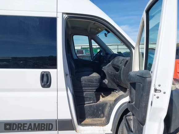 ✅ 2016 Ram ProMaster Cargo • VIN: 3C6TRVBG4GE102131 • Лот: 43575060. Опубликован ранее на IAAI с пробегом 144 435 миль. Бесплатный доступ к архиву аукционных продаж из США и подробный отчёт об истории автомобиля на DreamBid. Изображение 5.