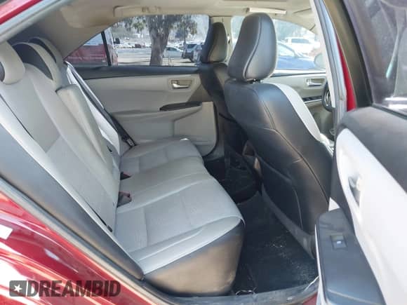 2016 Toyota Camry LE z VIN 4T1BD1FK2GU184688, wystawiony jako IAAI lot #42679622 z przebiegiem 256 875 mil mil oraz . Historia ofert i sprzedaży dostępna na DreamBid. Obrazek 8.