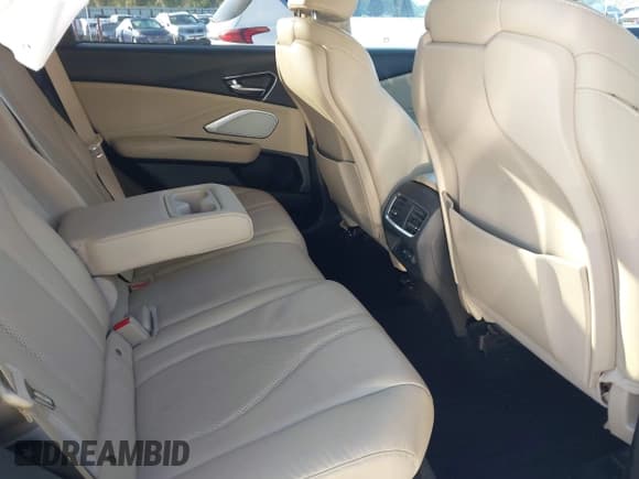 ✅ 2019 Acura RDX Technology • VIN: 5J8TC2H50KL008974 • Lot: 43449820. Wystawiony na IAAI z przebiegiem 91 968 mil. Bezpłatny archiwum sprzedaży aukcyjnych z USA i szczegółowy raport historii pojazdu na DreamBid. Zdjęcie 8.