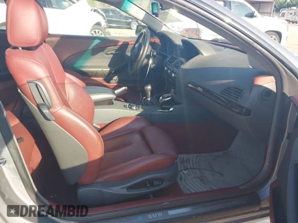 ✅ 2005 BMW 6 Series 645Ci • VIN: WBAEH73415B216048 • Lot: 42814092. Listed on IAAI with 197,618 mi. Free auction sales archive from the USA and detailed vehicle history report at DreamBid. Image 5.