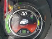 ✅ 2018 FIAT 500e • VIN: 3C3CFFGE3JT369329 • Lot: 94040425. Wystawiony na Copart z przebiegiem 53 262 mil. Bezpłatny archiwum sprzedaży aukcyjnych z USA i szczegółowy raport historii pojazdu na DreamBid. Zdjęcie 9.