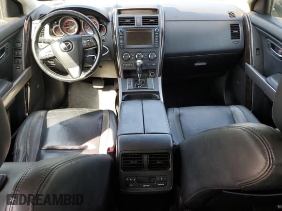 ✅ 2010 Mazda CX-9 Sport • VIN: JM3TB2MA8A0209100 • Lot: 50878725. Listed on Copart with 204,235 mi. Free auction sales archive from the USA and detailed vehicle history report at DreamBid. Image 8.