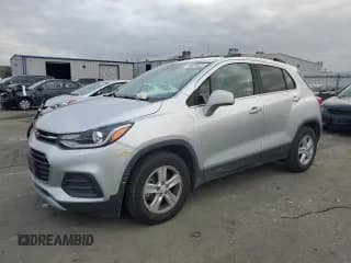 ✅ 2019 Chevrolet Trax LT • VIN: KL7CJLSB1KB781867 • Lot: 93099525. Wystawiony na Copart z przebiegiem 84 778 mil. Bezpłatny archiwum sprzedaży aukcyjnych z USA i szczegółowy raport historii pojazdu na DreamBid. Zdjęcie 1.