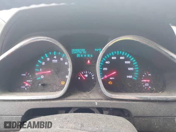 2010 Chevrolet Traverse 1LT z VIN 1GNLVFED9AJ220267, wystawiony jako IAAI lot #43285899 z przebiegiem 234 770 mil mil oraz . Historia ofert i sprzedaży dostępna na DreamBid. Obrazek 7.