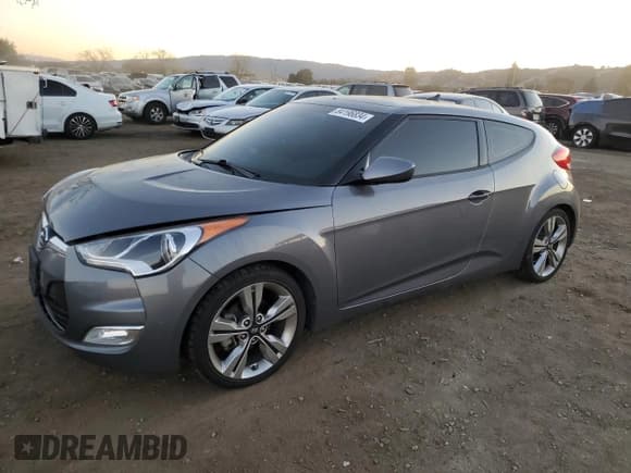 ✅ 2017 Hyundai Veloster • VIN: KMHTC6AD8HU313922 • Lot: 84196834. Wystawiony na Copart z przebiegiem 93 305 mil. Bezpłatny archiwum sprzedaży aukcyjnych z USA i szczegółowy raport historii pojazdu na DreamBid. Zdjęcie 1.